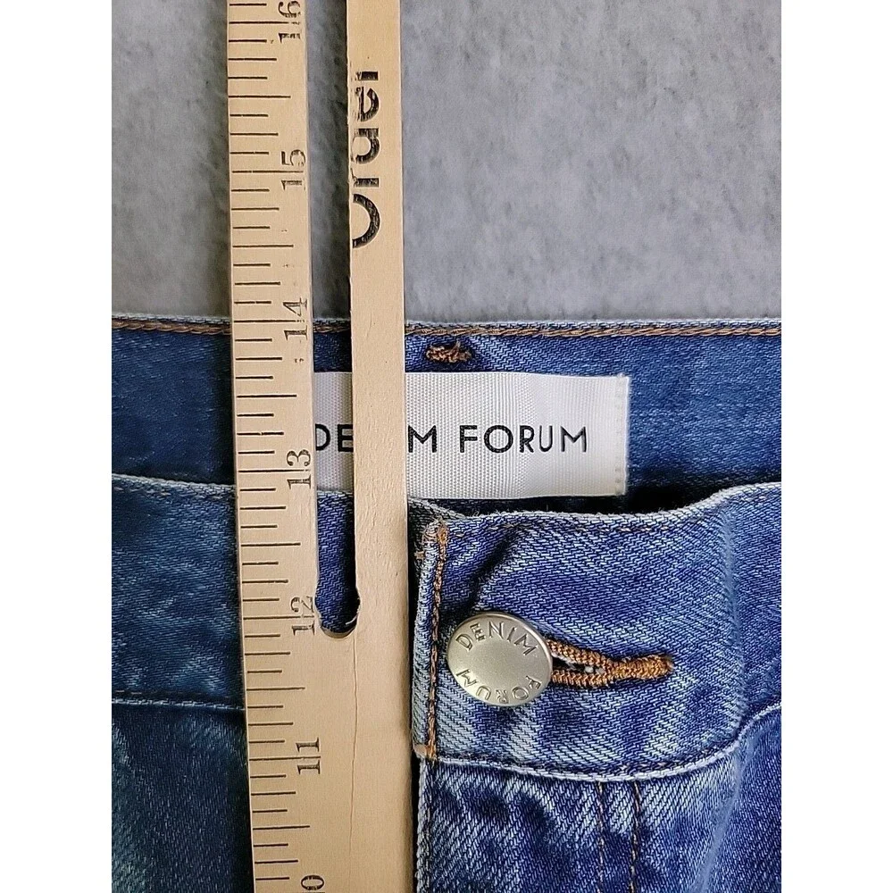 Aritzia please see